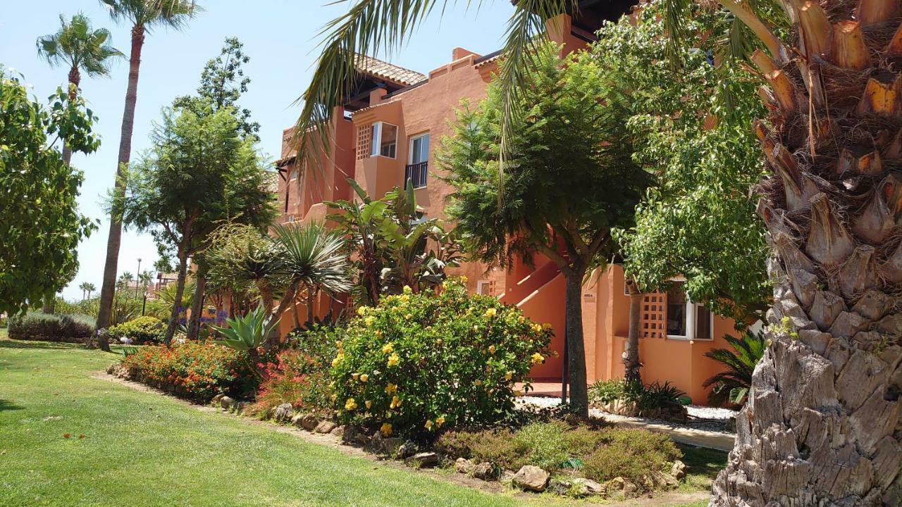 Casares Del Sol Penthouse Appartement Buitenkant foto