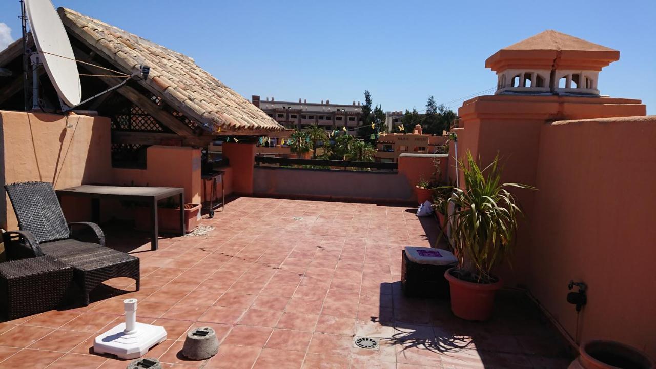 Casares Del Sol Penthouse Appartement Buitenkant foto